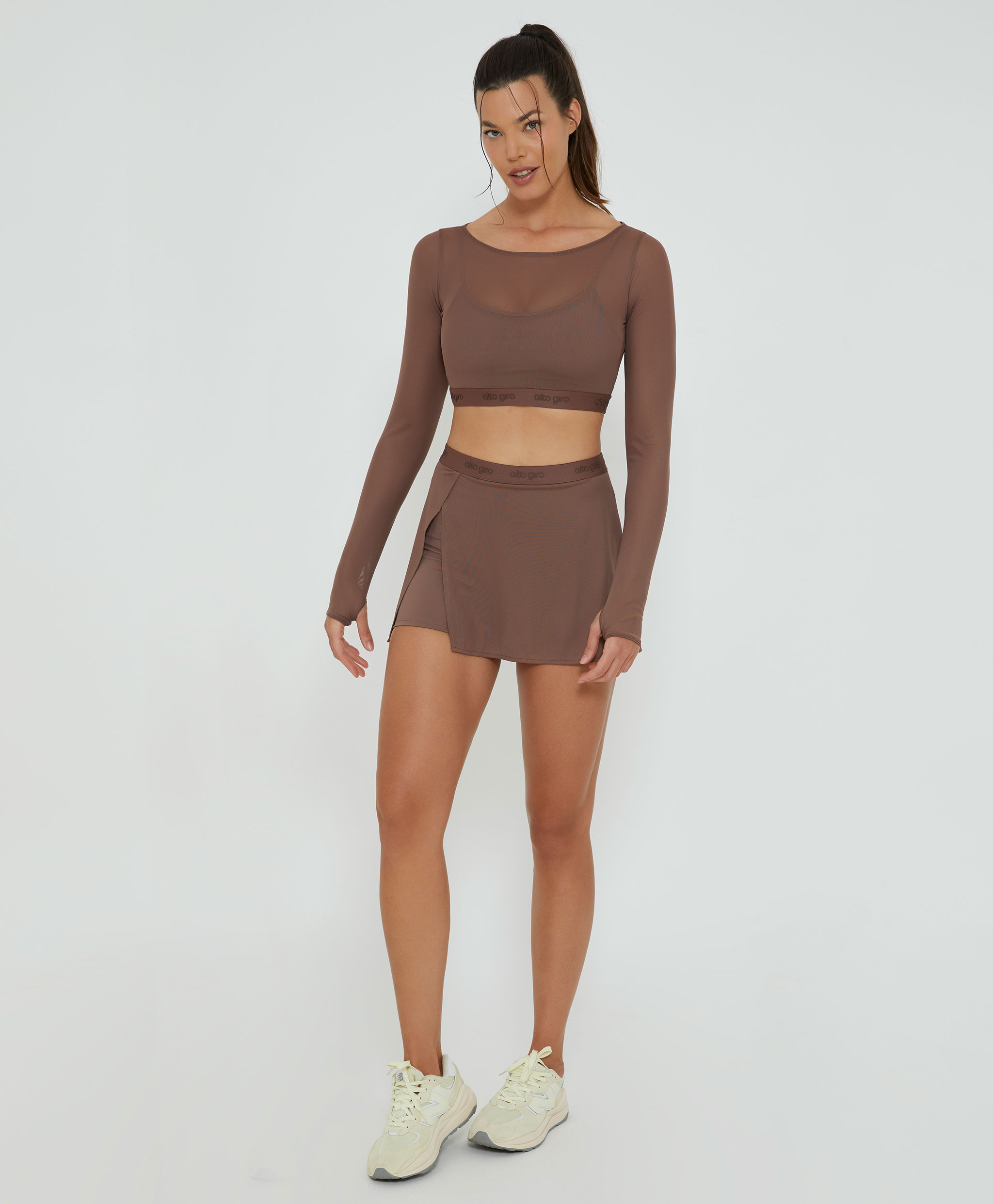 SAIA TULE X/ SHORTS ANRICELULITE SABRINA SATO