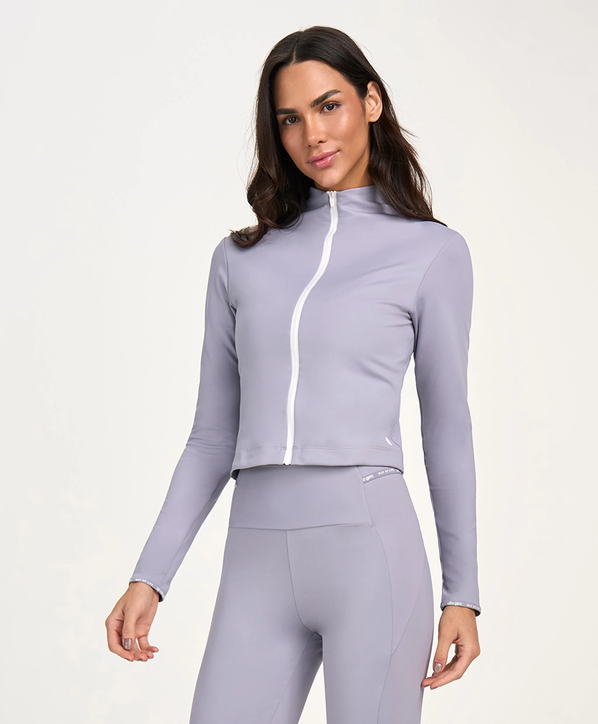 JAQUETA AJUSTADA COM REFLETIVOS