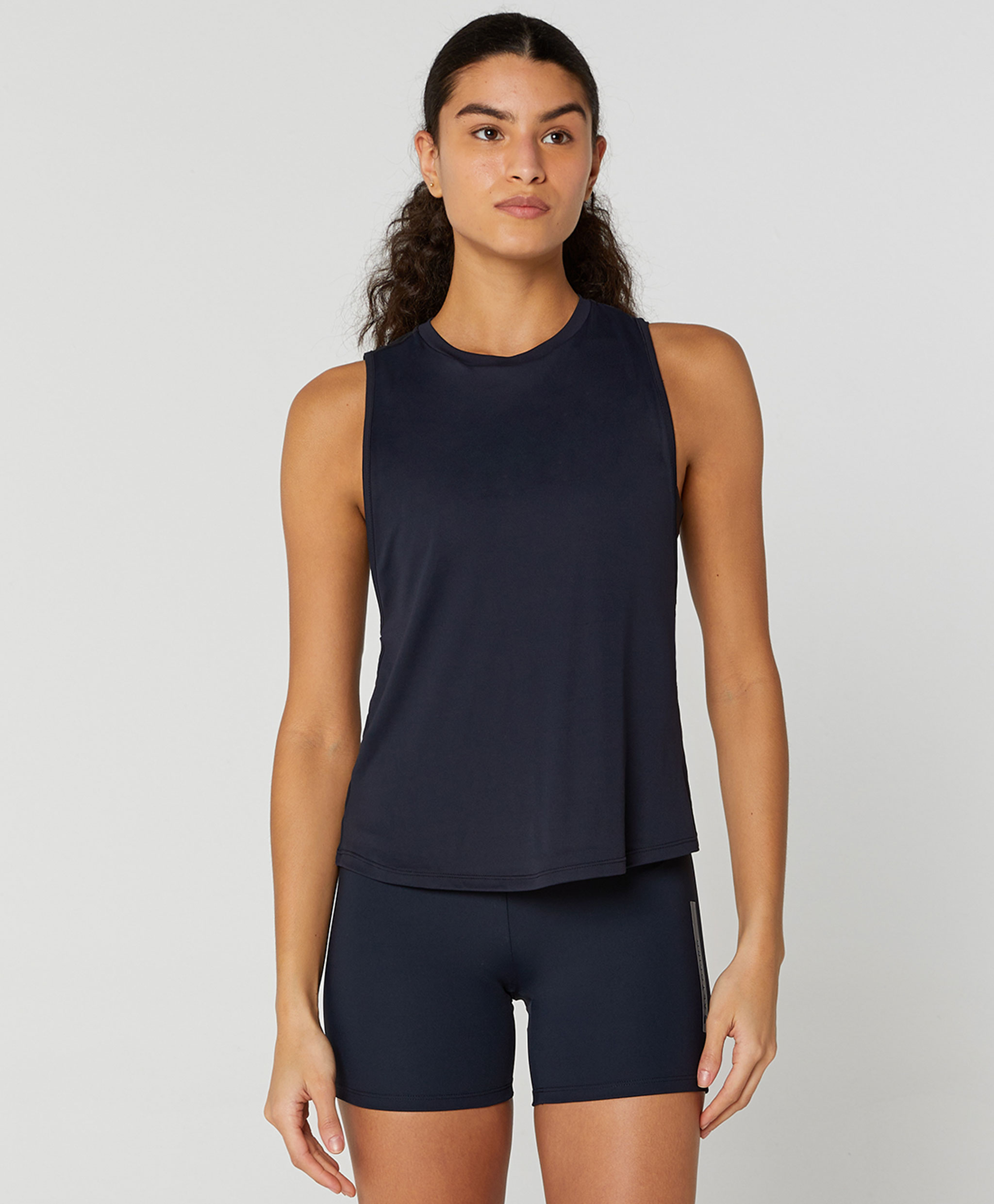 REGATA SKIN FIT RECORTE COM TULE