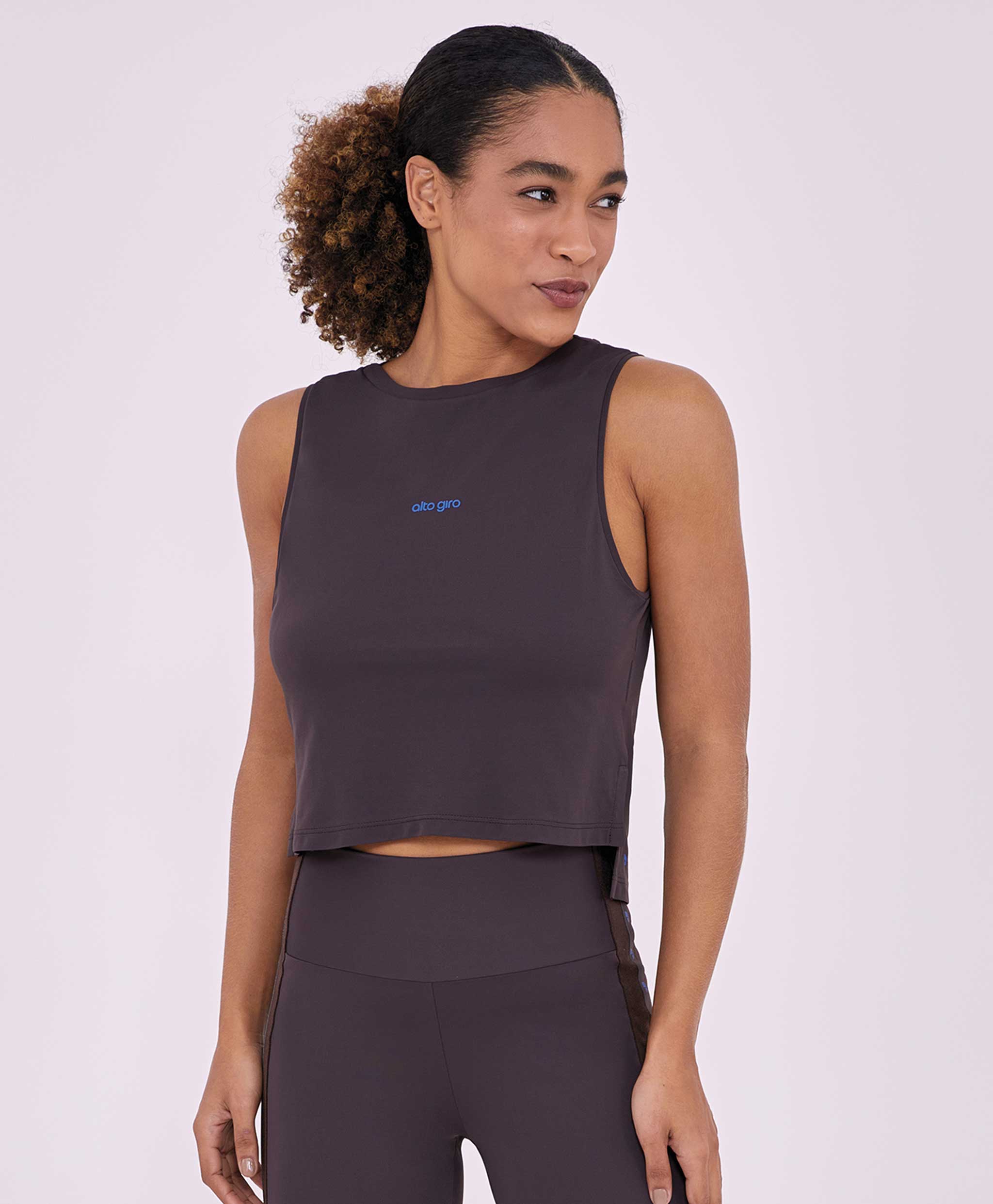 REGATA SKIN FIT CROPPED ABERTURA LATERAL