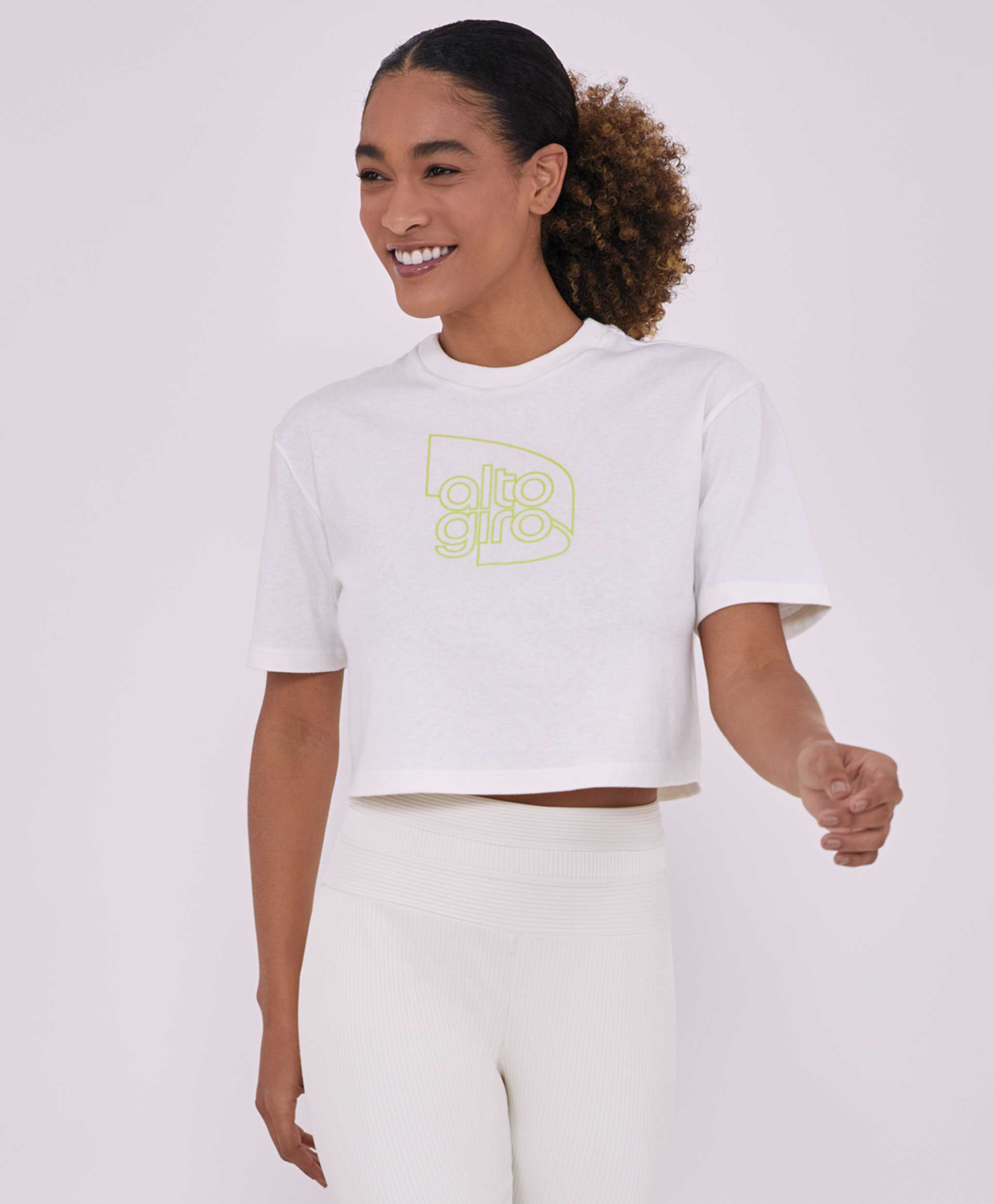 T-SHIRT CONFORT JET ALTO GIRO CROPPED